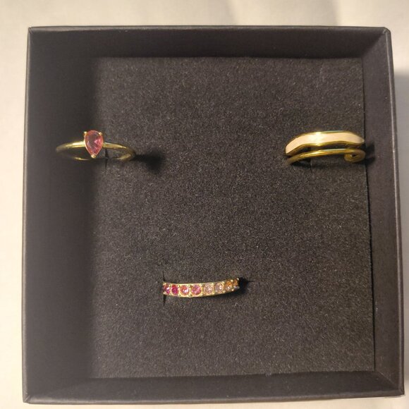 MET Museum Ring x3 - Picture 1 of 3